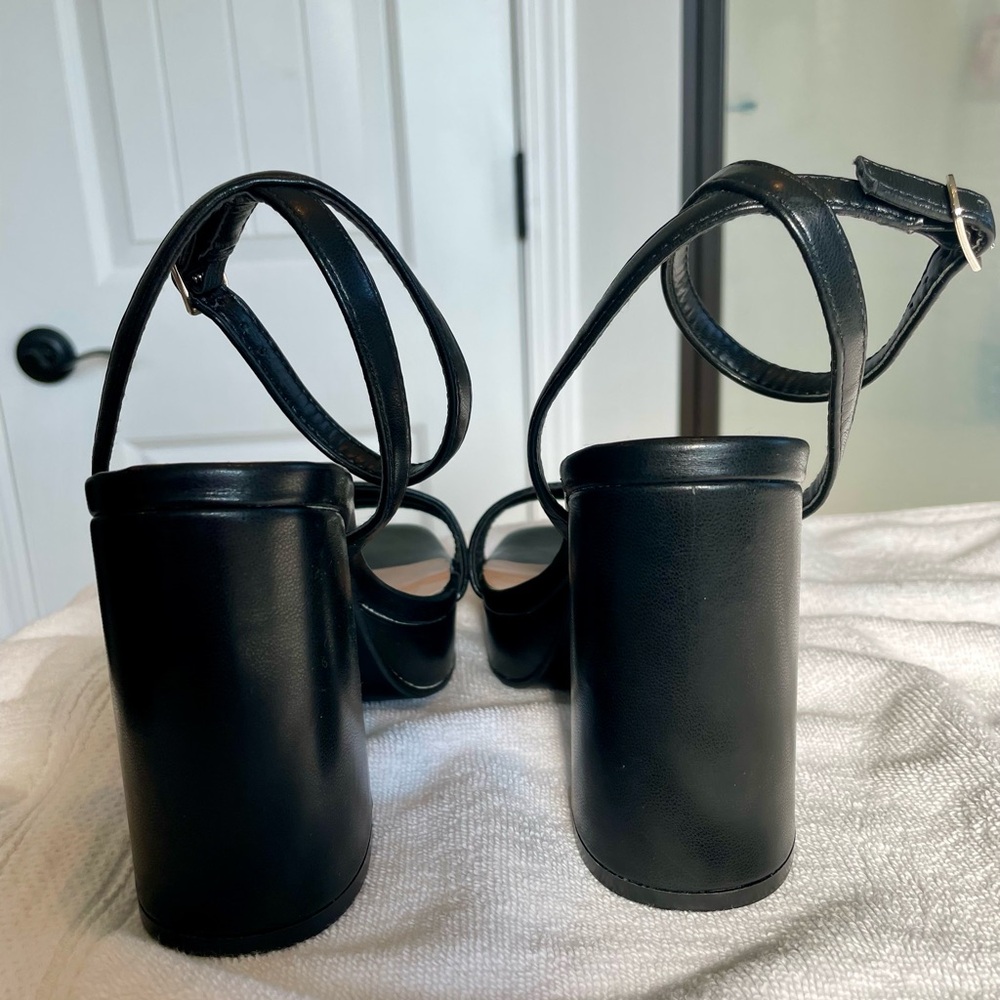Strappy Black Platform Heels - Picture 4 of 11